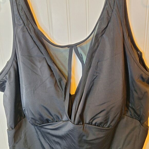 Time‎ And Tru Womens Swimsuit 1 Piece New Plus Size 3X 24W 26W Black Full Bottom - Picture 3 of 15